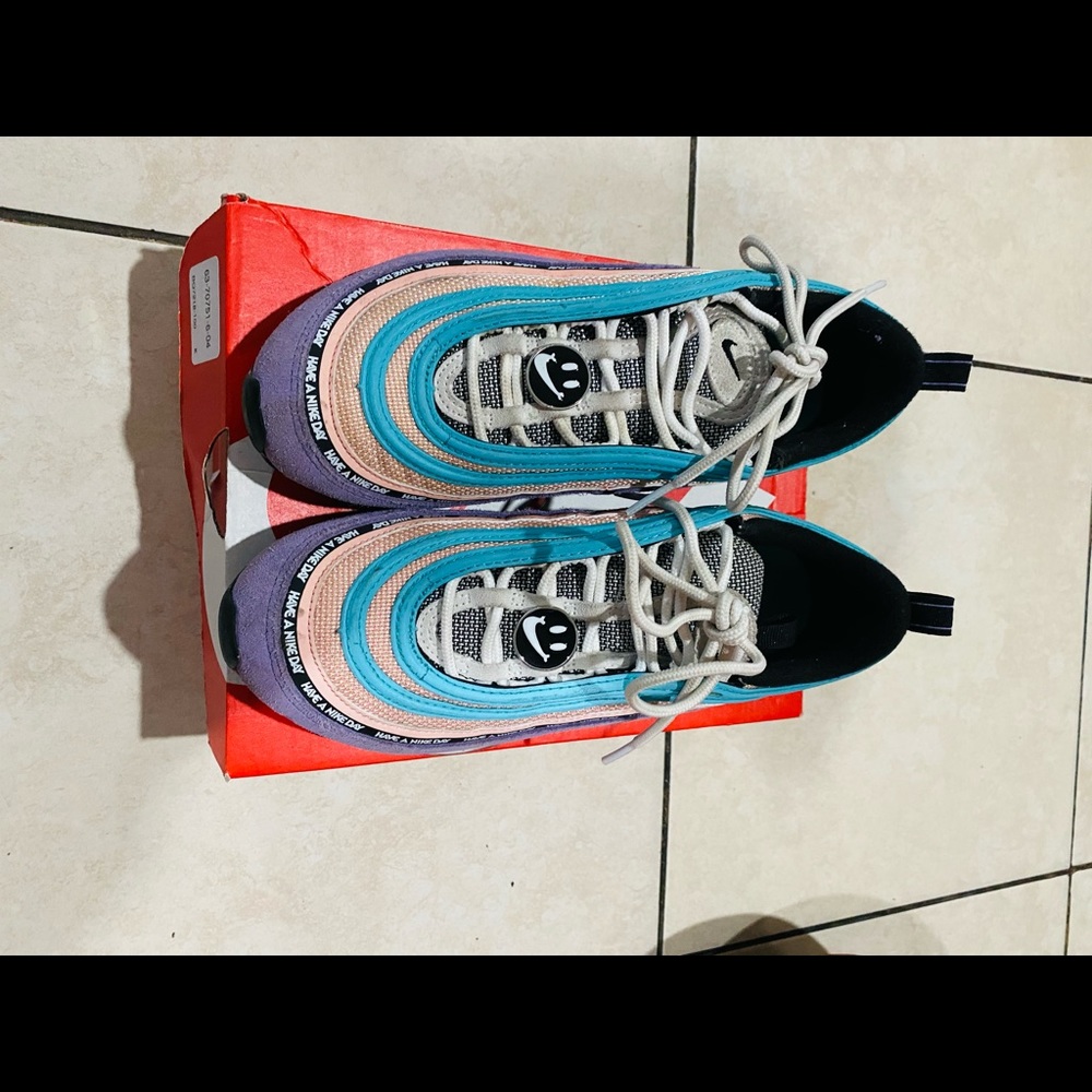 Nike shoes